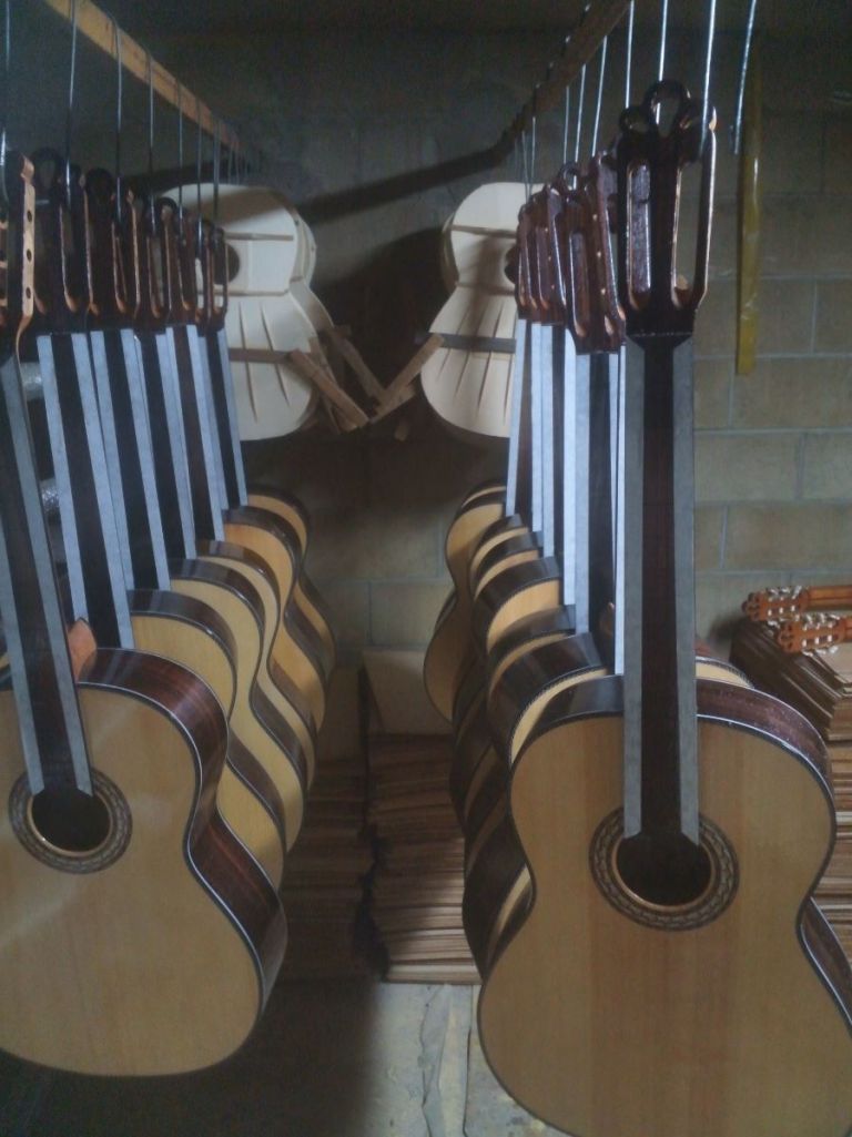 유광작업-칠 뿌리기